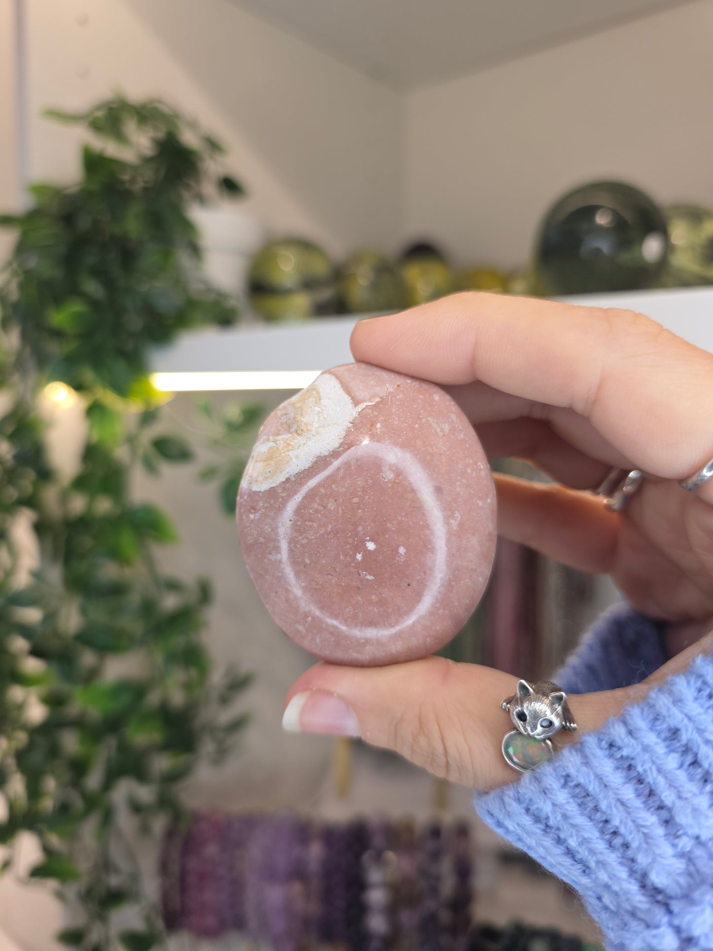 Peruvian Pink Opal Palms