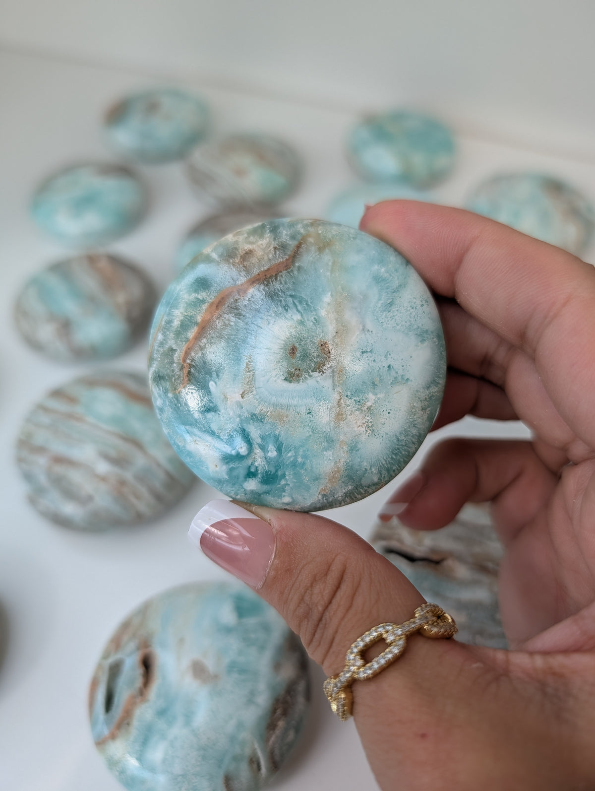 Pakistan Caribbean Calcite Round Palm Stones