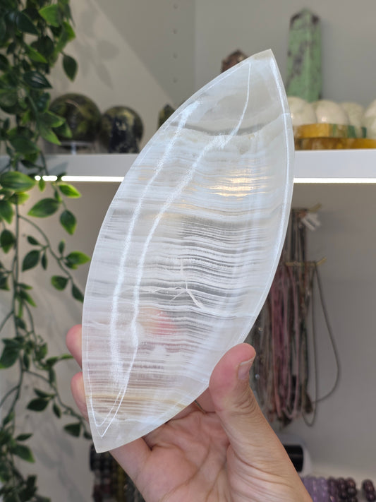 Mexican Onyx Leaf Bowl Tray Plate - White Calcite - A