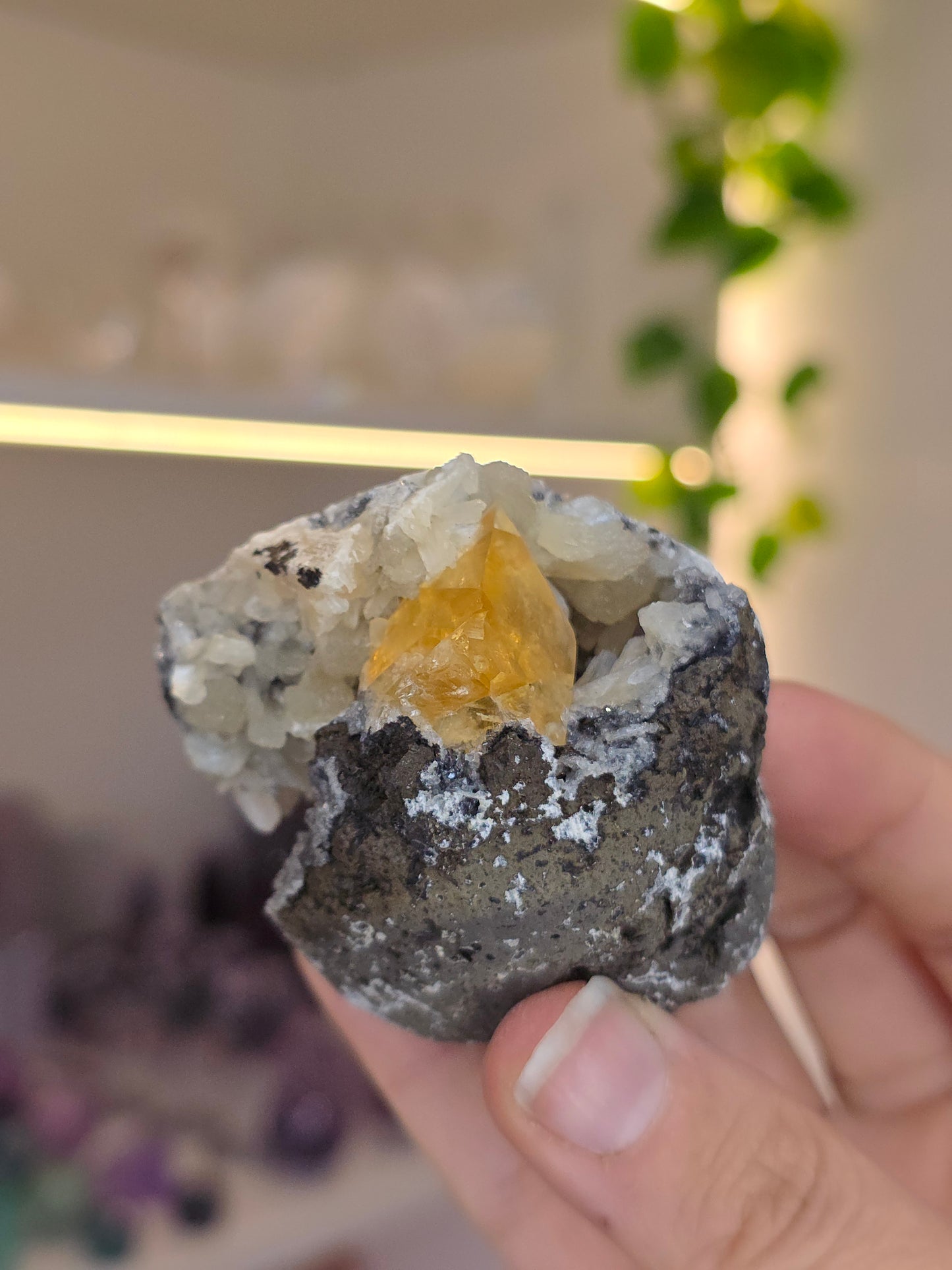 Honey Calcite on Black Chalcedony with Stilbite (Z) from Madhya Pradesh India