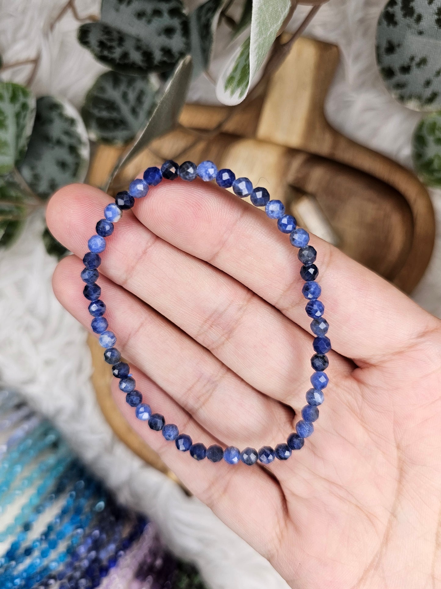 4mm Facetted Amethyst, Aquamarine, Blue Lace, Ruby Zoisite, Lapis Lazuli, Sodlite, Tourmaline, Lepidolite, Malachite, Apatite, Amazonite Moonstone Bracelet - MAS0991