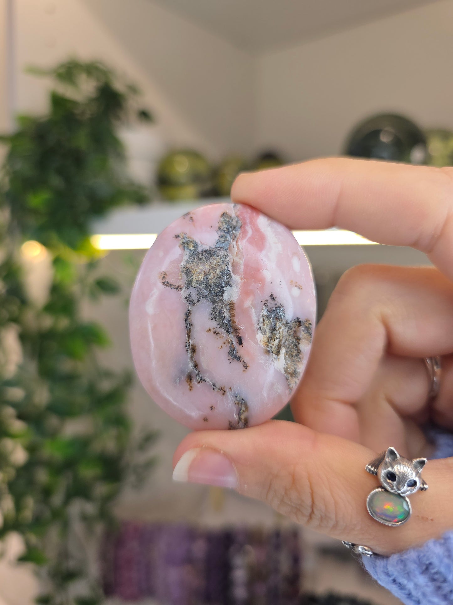 Peruvian Pink Opal Palms