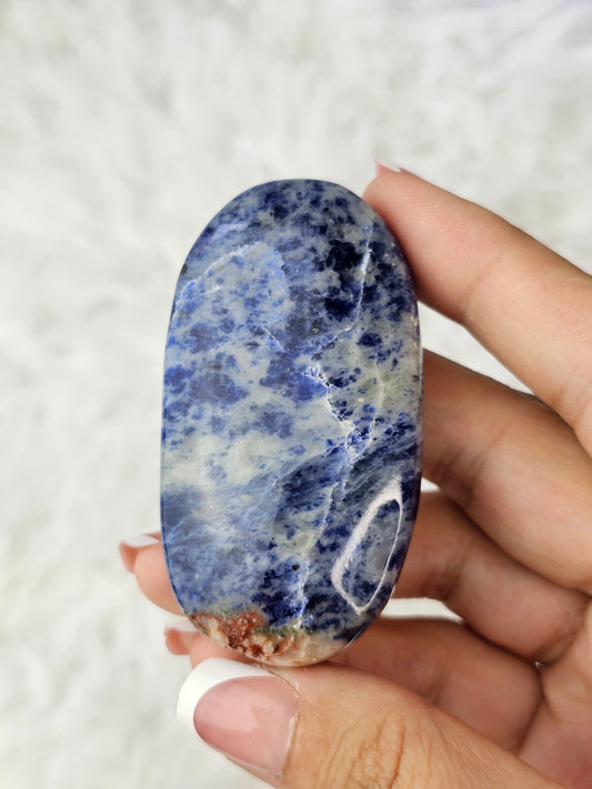 Sodalite Palm Stone - MAS0793