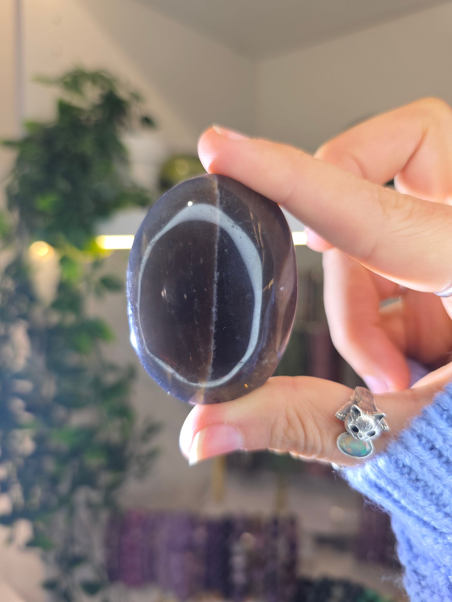 Black Rose Quartz Palms