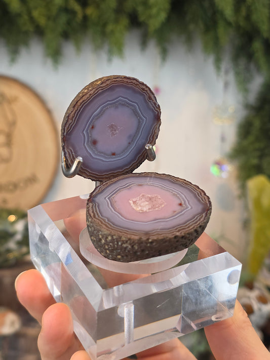 Zhanguo Agate Geode with Custom Stand D