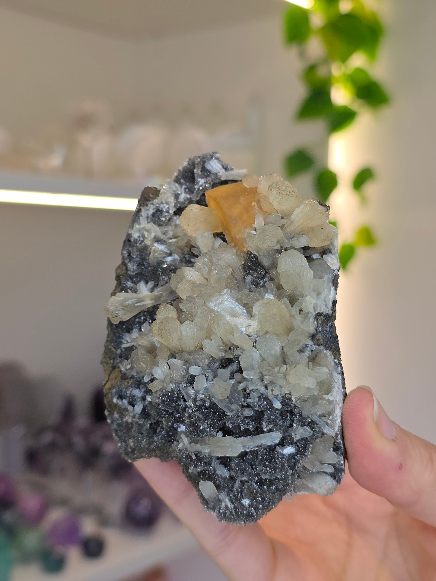 Honey Calcite on Black Chalcedony with Stilbite (R) from Madhya Pradesh India