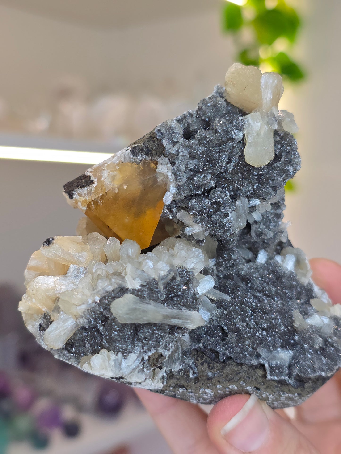 Honey Calcite on Black Chalcedony with Stilbite (Q) from Madhya Pradesh India