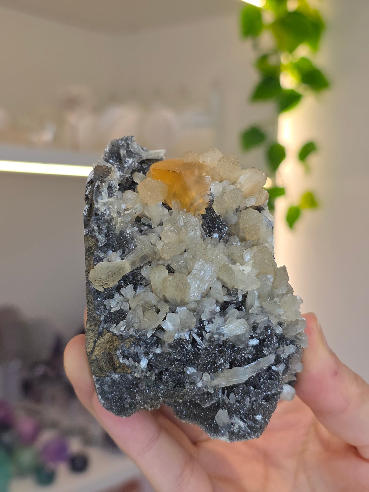 Honey Calcite on Black Chalcedony with Stilbite (R) from Madhya Pradesh India