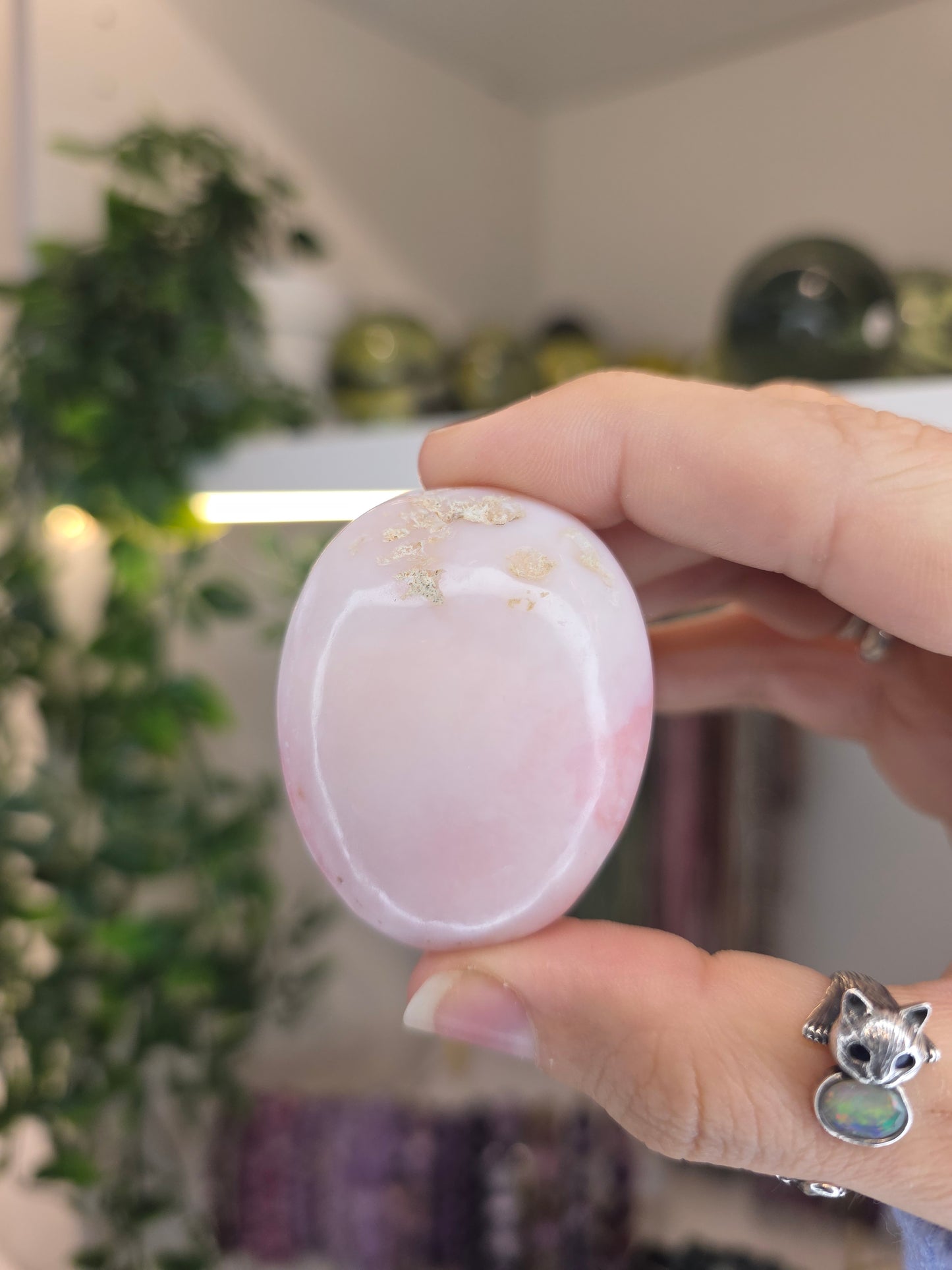 Peruvian Pink Opal Palms