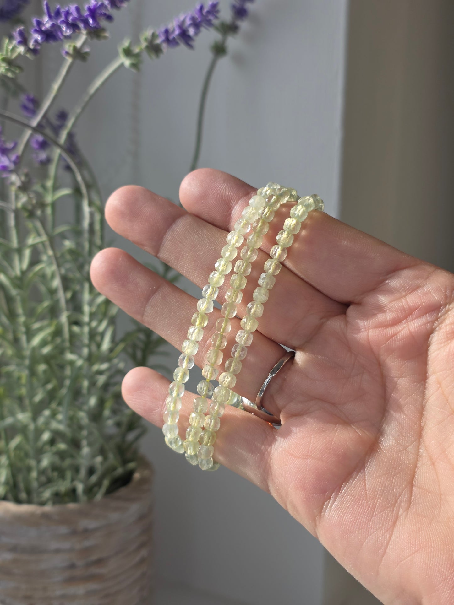 Prehnite - Cubic Facetted Bracelet 4mm