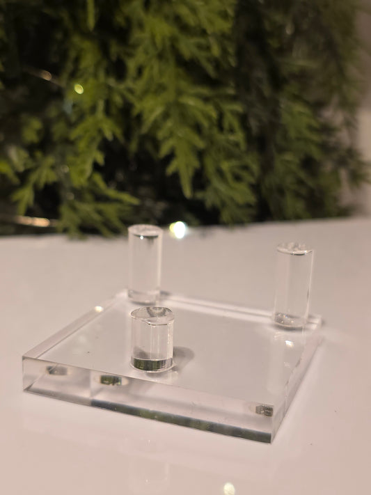 Plastic Crystal Stand - MAS6043