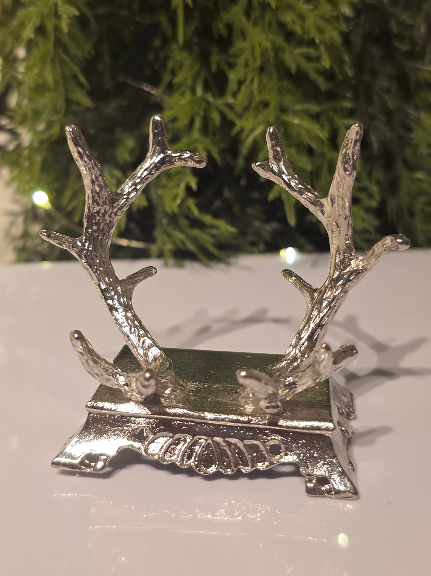 Silver Antler Sphere Holder Stand - MAS6056