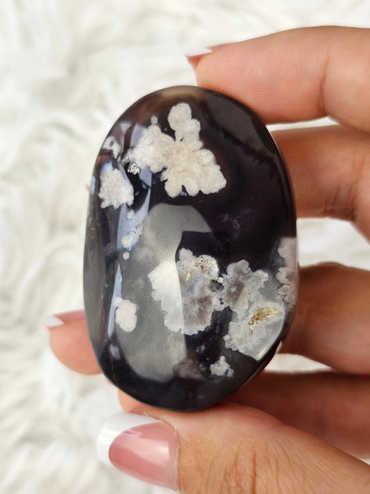 Black Flower Agate Palm Stone - MAS0722