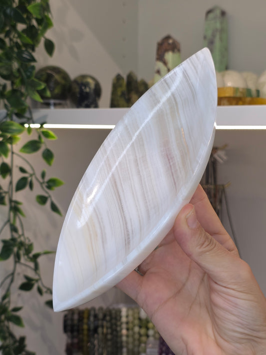 Mexican Onyx Leaf Bowl Tray Plate - White Calcite - B