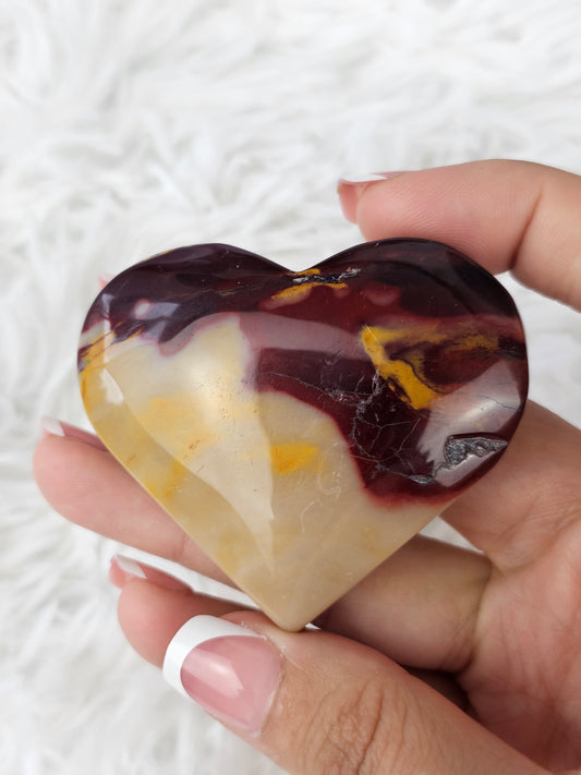 Mookaite Heart Stone - MAS0746