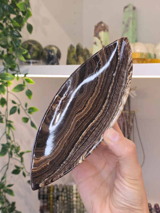 Mexican Onyx Leaf Bowl Tray Plate - Chocolate Calcite - D