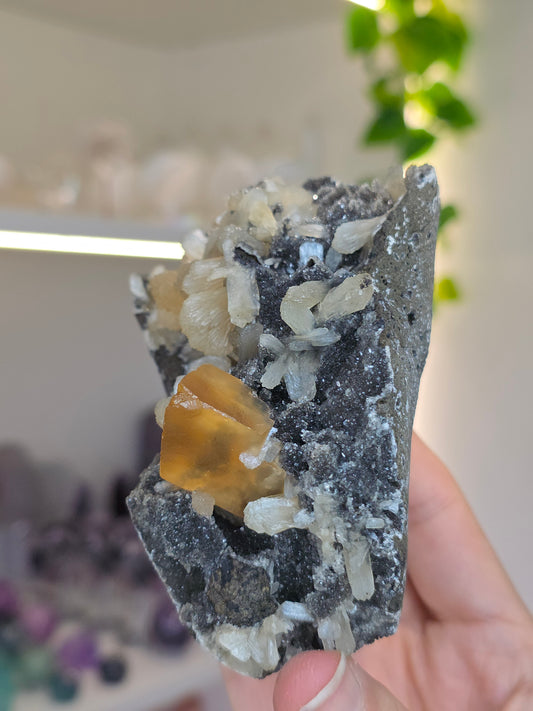 Honey Calcite on Black Chalcedony with Stilbite (O) from Madhya Pradesh India