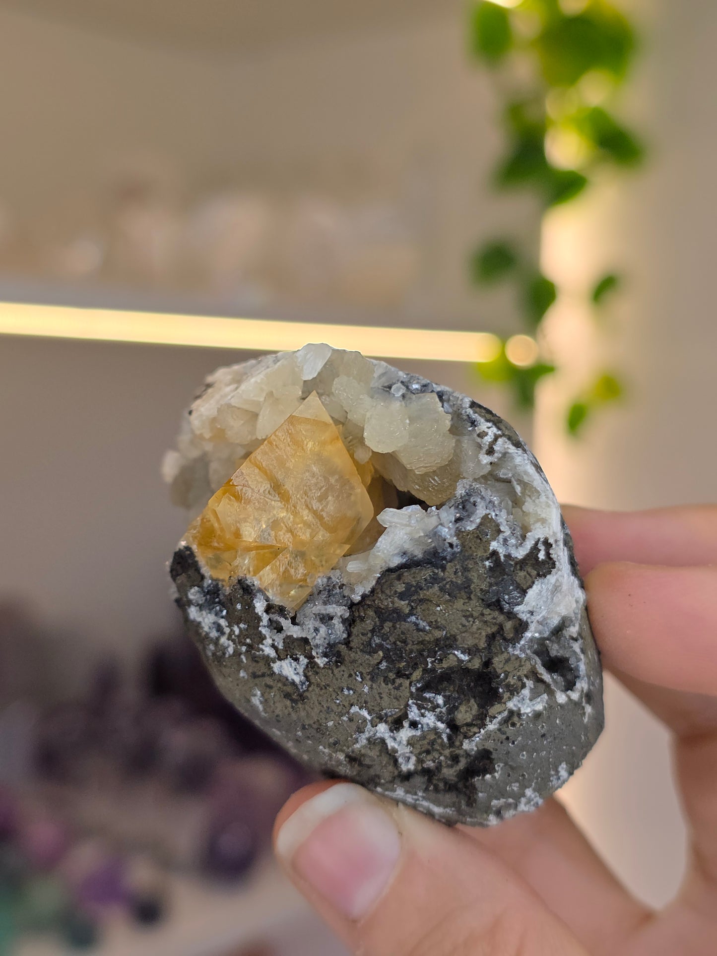 Honey Calcite on Black Chalcedony with Stilbite (Z) from Madhya Pradesh India