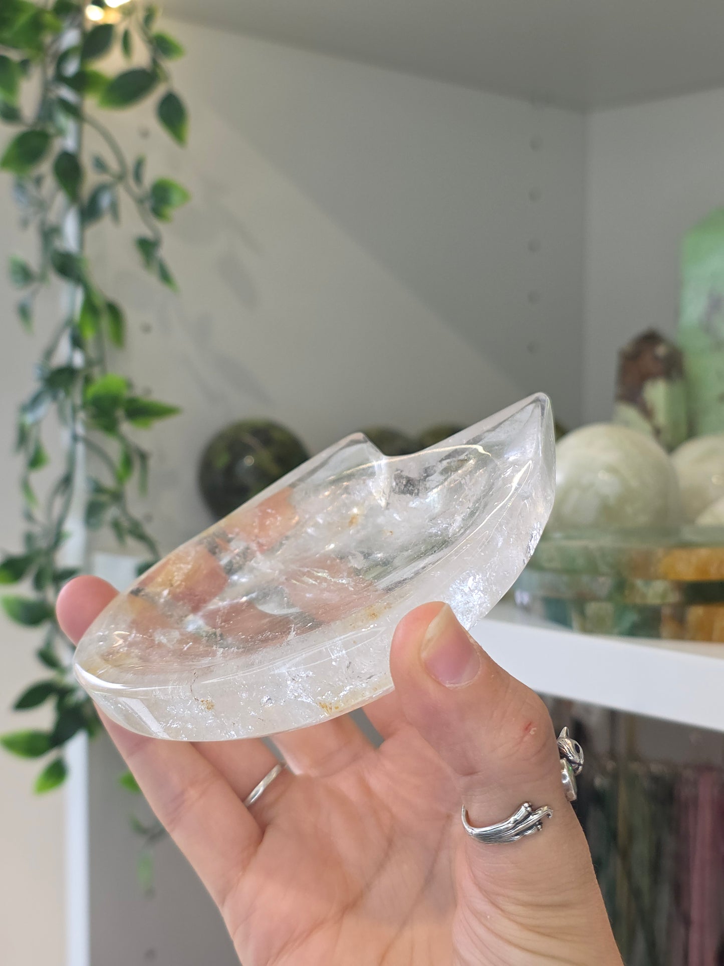 Himalayan Quartz Cat Bowl B