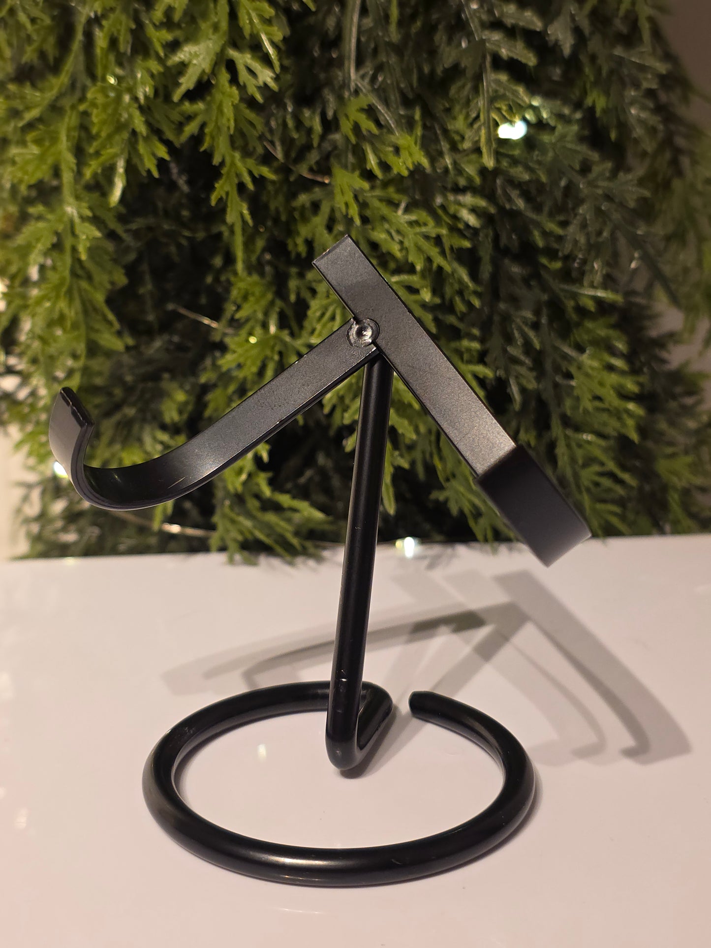 Black Crystal Stand (3 Sizes Available) - MAS6040