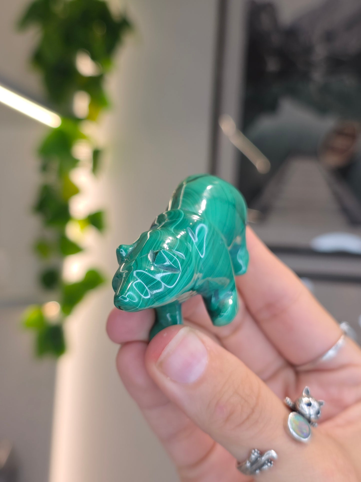 Malachite Bear Carving - K