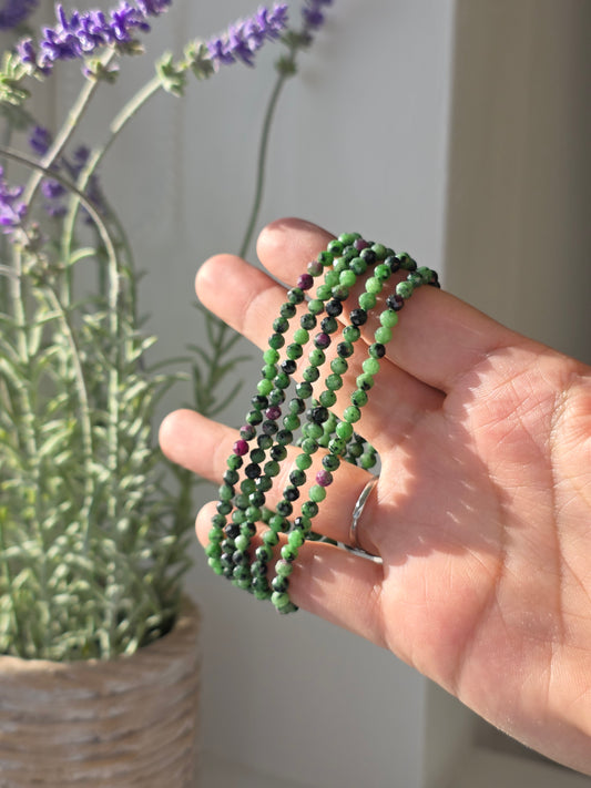 Ruby Zoisite - Round Facetted Bracelet 4mm