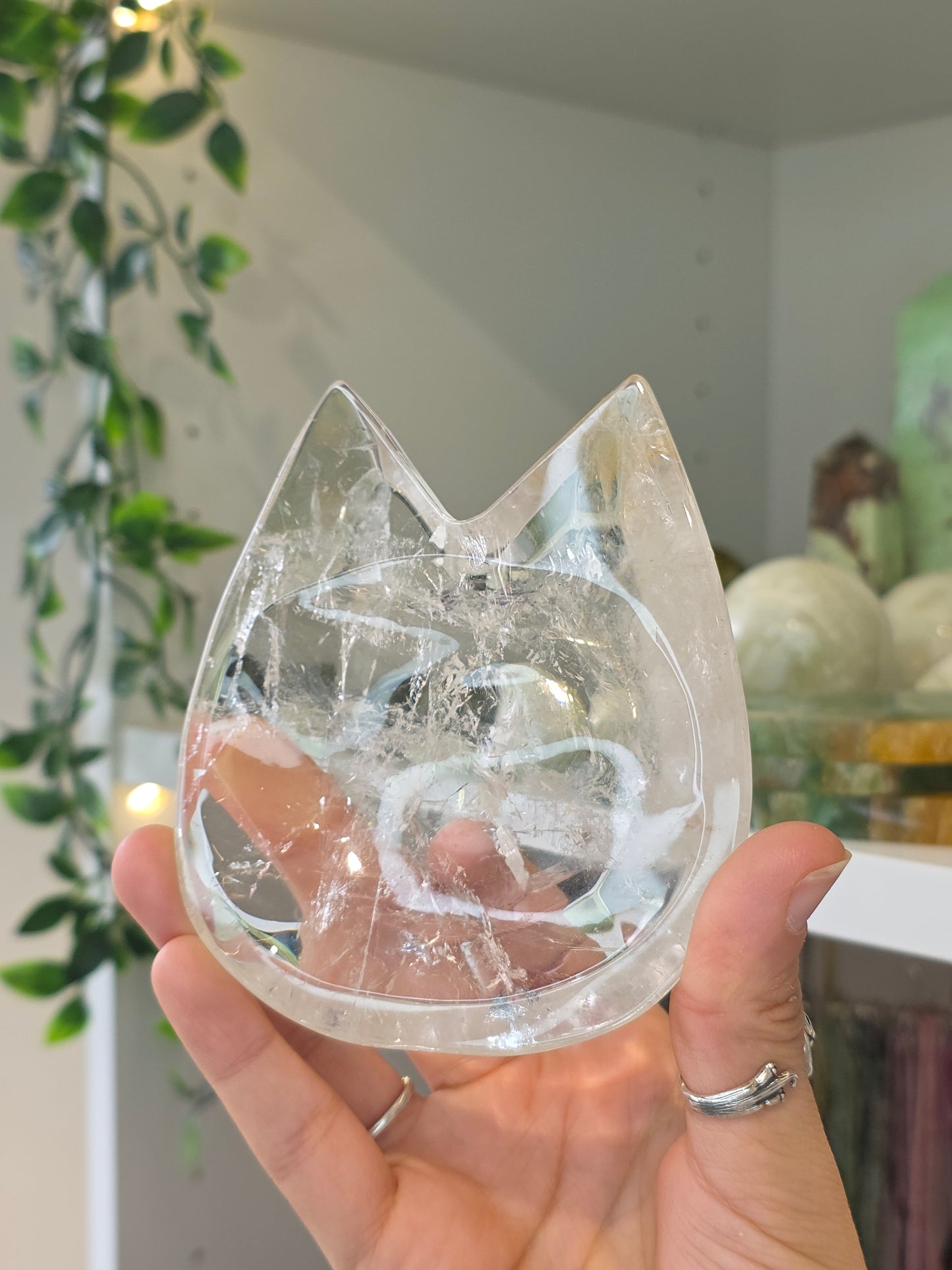 Himalayan Quartz Cat Bowl A