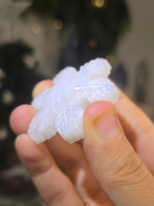 Moonstone Snowflake - MAS6028