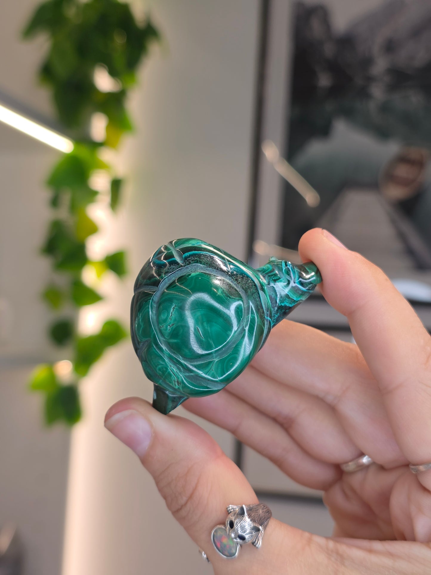 Malachite Snail Carving - D