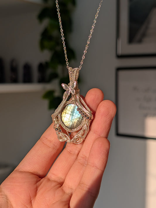 High Quality Hand Wrapped Labradorite Pendant with S925 Silver Chain Necklace - B38