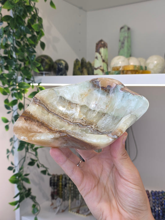 Mexican Onyx Freeform Bowl - Green Honey Calcite - B