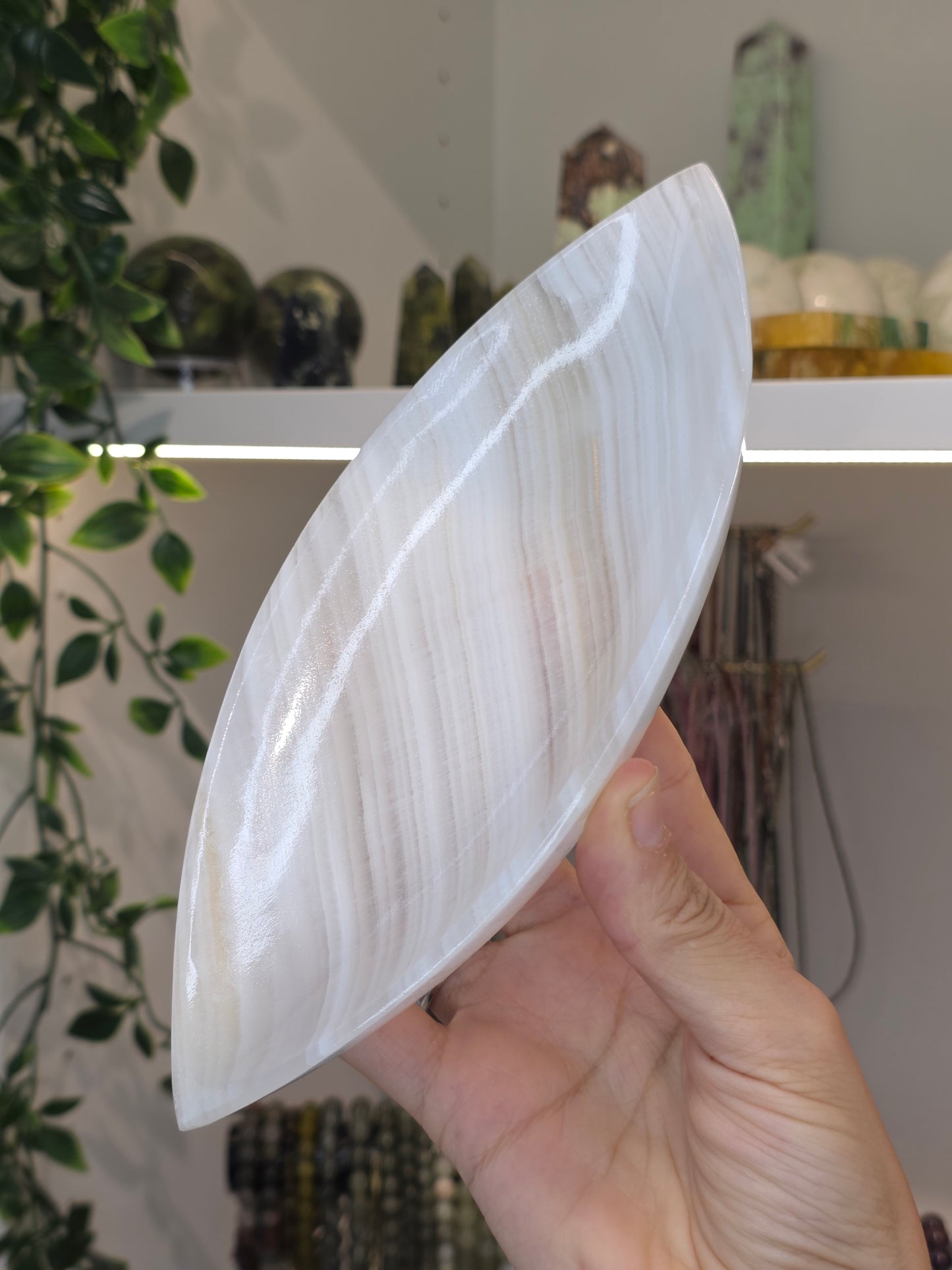 Mexican Onyx Leaf Bowl Tray Plate - White Calcite - C
