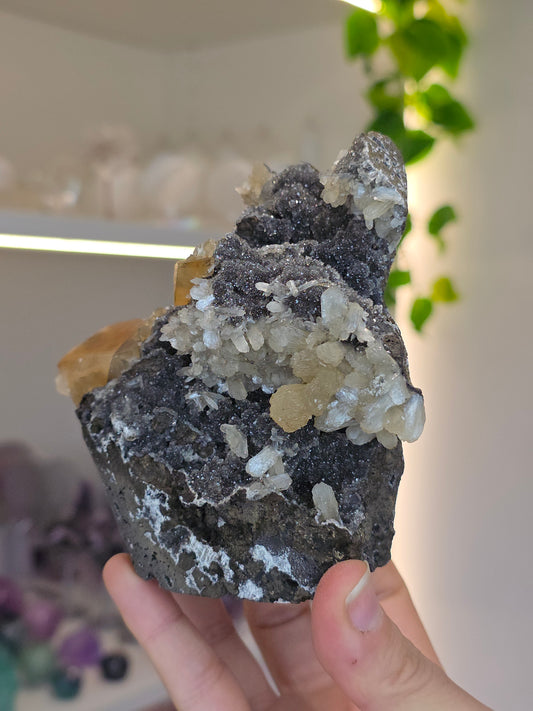 Honey Calcite on Black Chalcedony with Stilbite (I) from Madhya Pradesh India