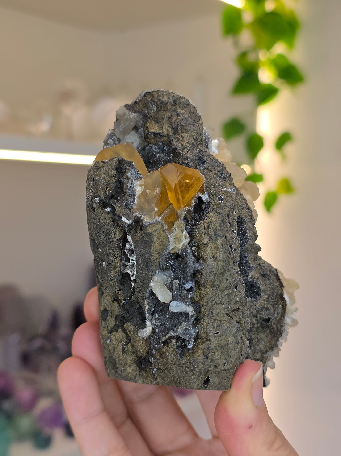 Honey Calcite on Black Chalcedony with Stilbite P from Madhya Pradesh India